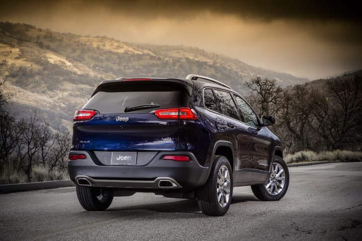 New Jeep Cherokee photo gallery